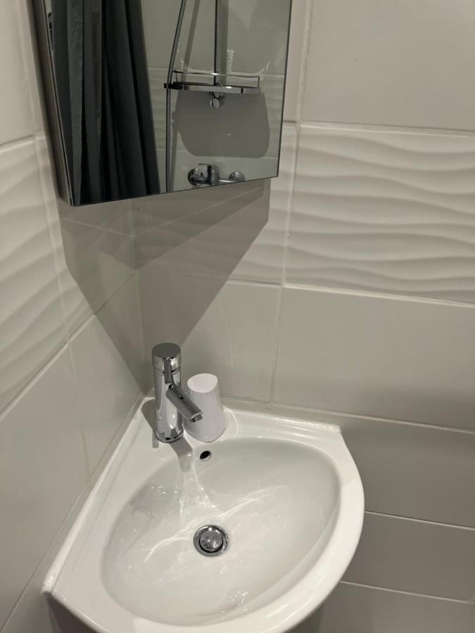 סרלה-לה קנדה Chez Alice Appartement En Plein Centre Ville מראה חיצוני תמונה